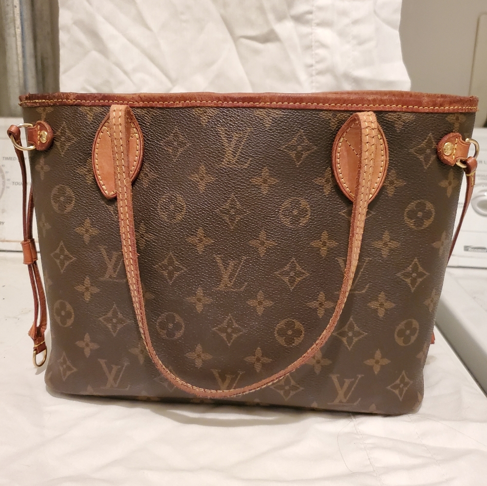 Louis Vuitton Neverfull PM